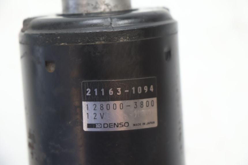 photo de ANLASSER KAWASAKI GPX F ZX750F 750 (1986 - 1990) - Zoom auf Gebrauchszustand