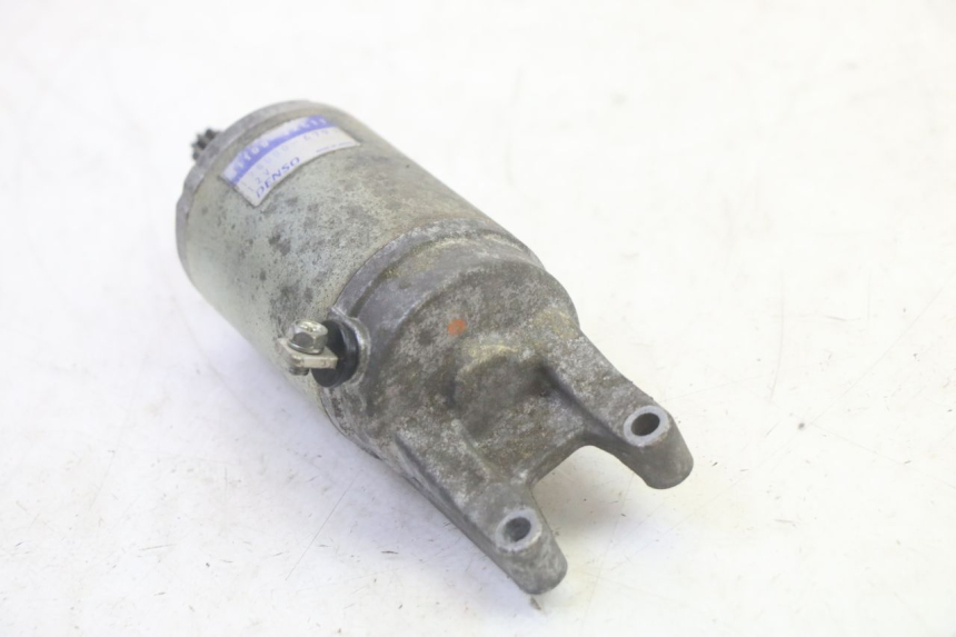 photo de ANLASSER SUZUKI GSF N BANDIT 600 (1996 - 1999) - Details der Befestigungspunkte