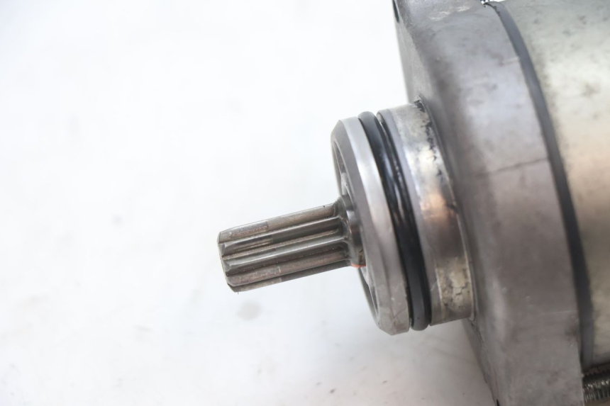 photo de ANLASSER SUZUKI GSF N BANDIT 1200 (2001 - 2005) - Detailansicht des Bauteils