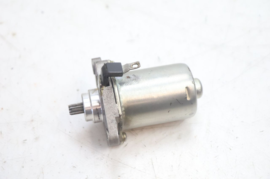 photo de STARTER PEUGEOT KISBEE 2T 50 (2010 - 2017) - Hauptansicht