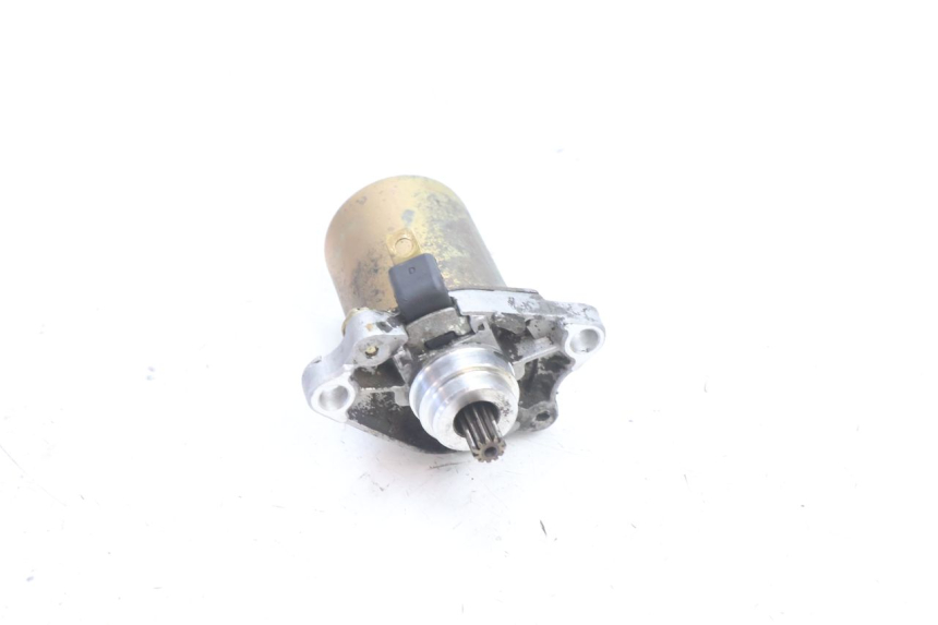 photo de STARTER PEUGEOT KISBEE 2T 50 (2010 - 2017) - Details der Befestigungspunkte