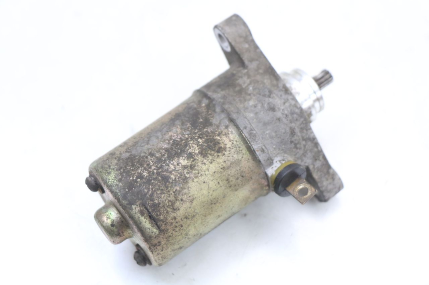 photo de STARTER PEUGEOT KISBEE 4T 50 (2018 - 2022) - Zoom auf Gebrauchszustand