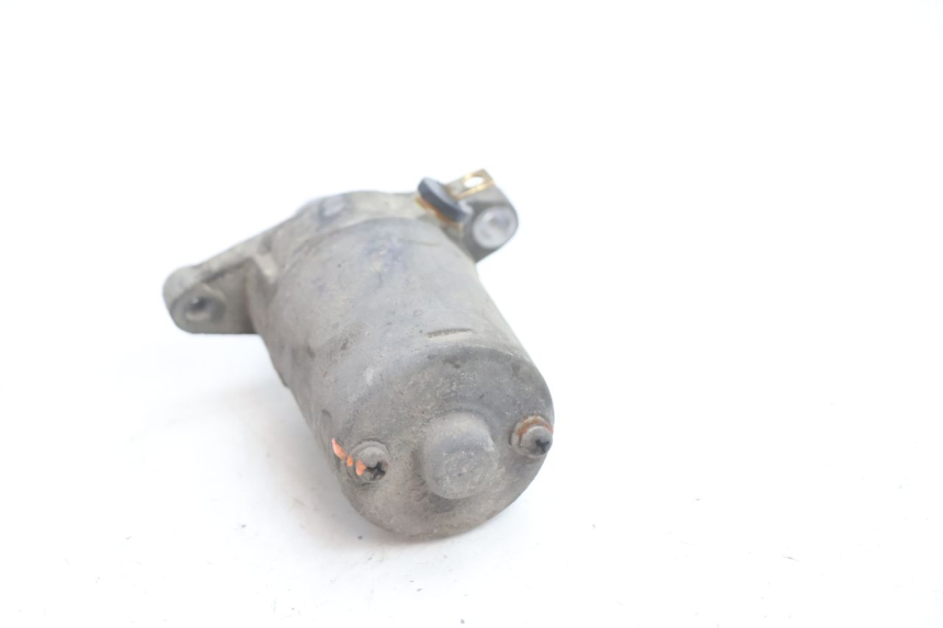 photo de STARTER PEUGEOT KISBEE 4T 50 (2010 - 2017) - Details der Befestigungspunkte
