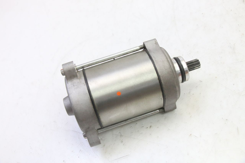 photo de ANLASSER PIAGGIO MP3 HPE 310 (2024 - 2025) - Alternative Perspektive