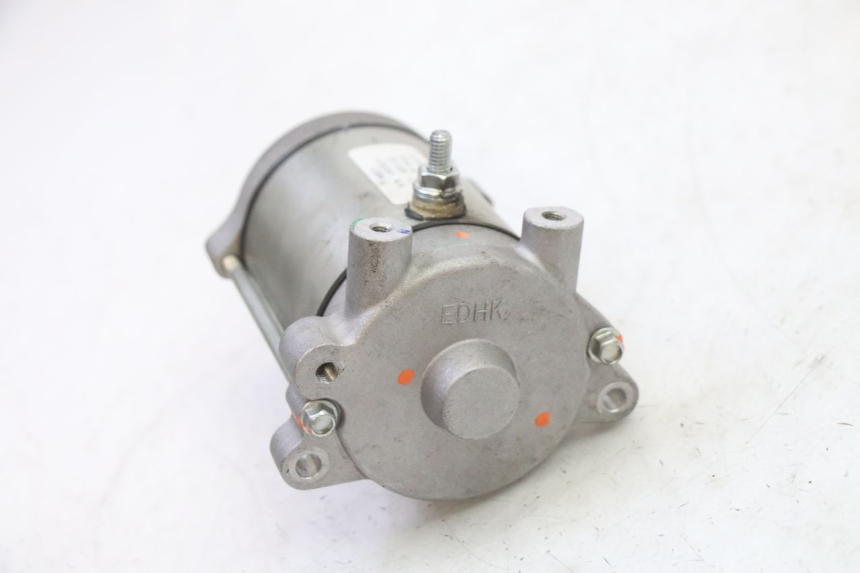 photo de ANLASSER PIAGGIO MP3 HPE 310 (2024 - 2025) - Details der Befestigungspunkte