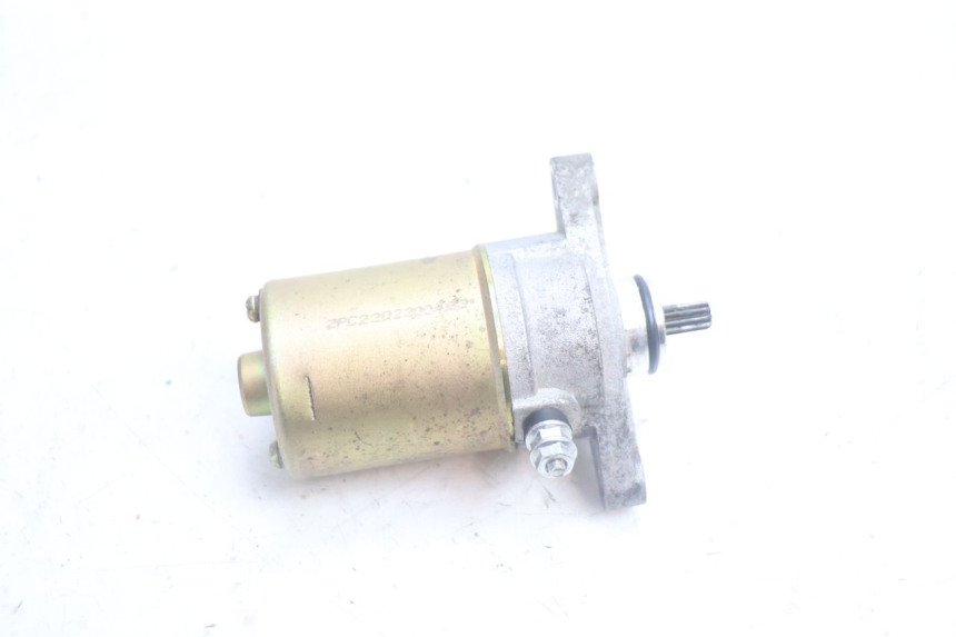 photo de ANLASSER JM MOTORS OLDIES 4T 50 (2020 - 2026) - Alternative Perspektive