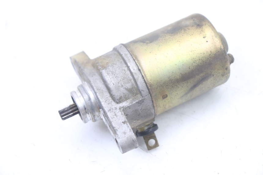 photo de STARTER PEUGEOT KISBEE 4T 50 (2018 - 2022) - Zoom auf Gebrauchszustand