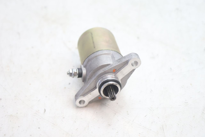 photo de ANLASSER JM MOTORS R-MAX TECH 50 (2024 - 2026) - Gesamtansicht des Produkts