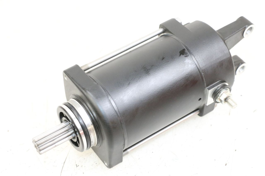 photo de ANLASSER ROYAL ENFIELD CONTINENTAL GT 650 (2019 - 2024) - Hauptansicht