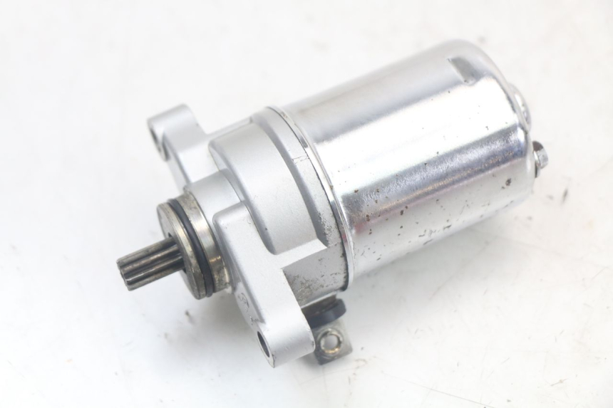 photo de STARTER KEEWAY RY6 2T 50 (2011 - 2019) - Alternative Perspektive