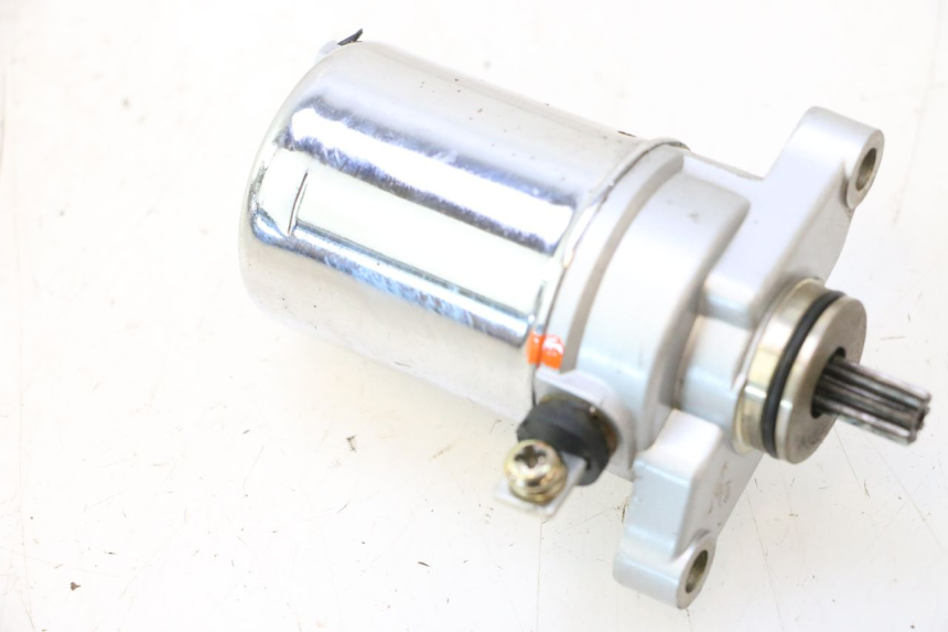 photo de STARTER KEEWAY RY6 2T 50 (2011 - 2019) - Zoom auf Gebrauchszustand