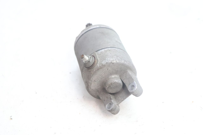photo de ANLASSER PEUGEOT SATELIS 125 (2013 - 2018) - Details der Befestigungspunkte