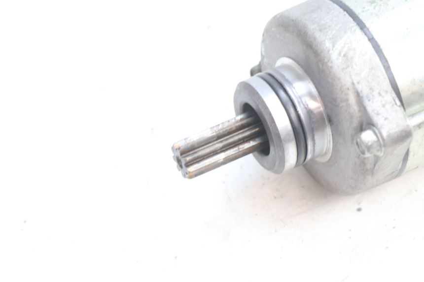 photo de ANLASSER HONDA SH 125 (2001 - 2003) - Detailansicht des Bauteils