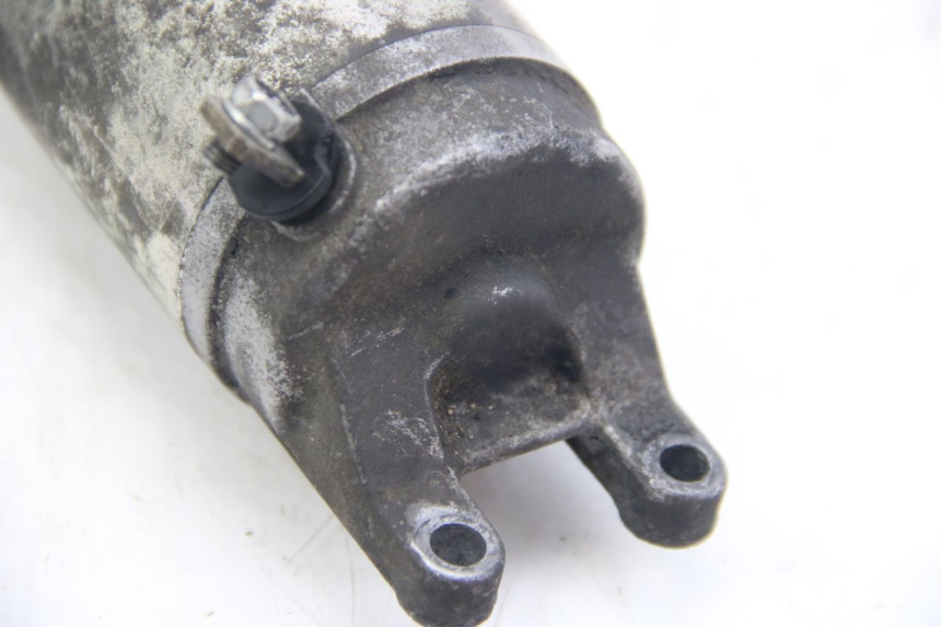 photo de STARTER SUZUKI SIXTEEN 125 (2008 - 2010) - Zoom auf Gebrauchszustand