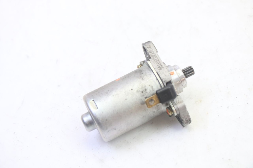 photo de STARTER PIAGGIO VESPA S 2T 50 (2007 - 2014) - Alternative Perspektive
