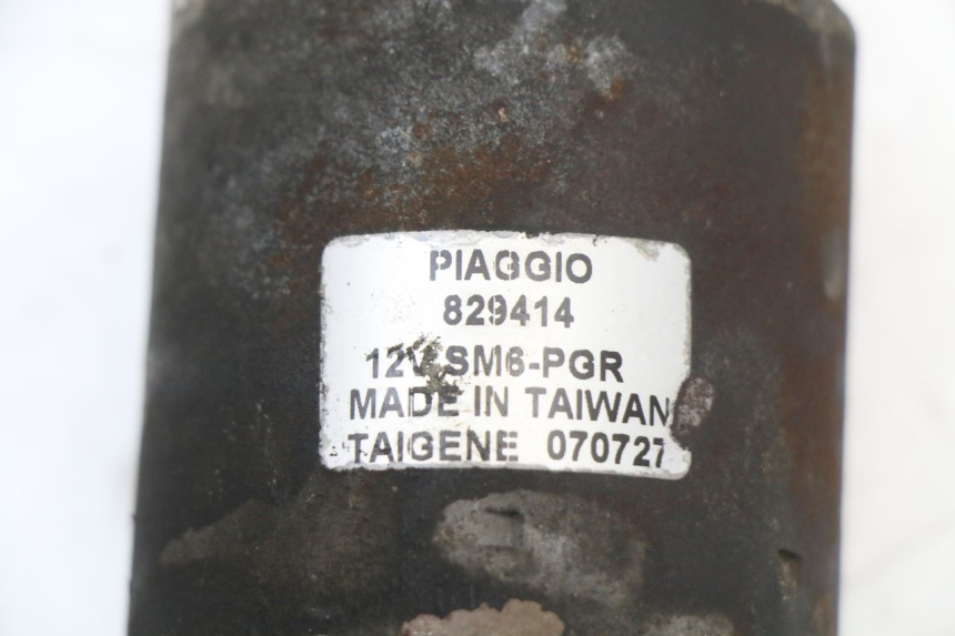 photo de STARTER PIAGGIO XEVO - X EVO 125 (2007 - 2017) - Alternative Perspektive