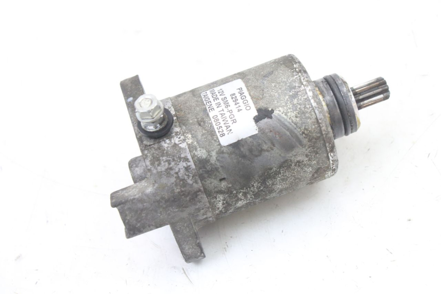 photo de STARTER PIAGGIO XEVO - X EVO 125 (2007 - 2017) - Alternative Perspektive