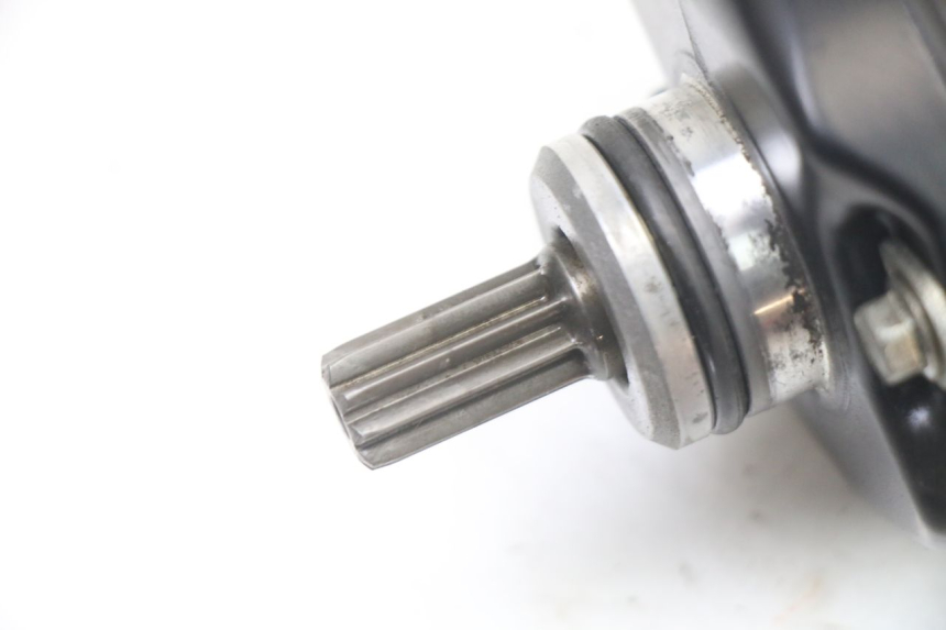 photo de STARTER YAMAHA FZS FAZER 600 (2001 - 2003) - Alternative Perspektive