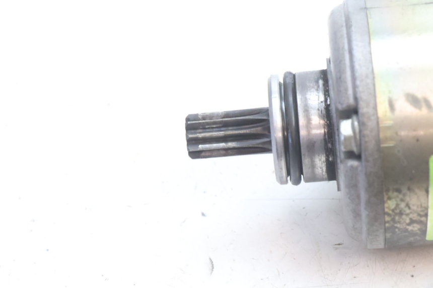 photo de STARTER KAWASAKI ZZR 600 (1995 - 2004) - Technische Nahaufnahme