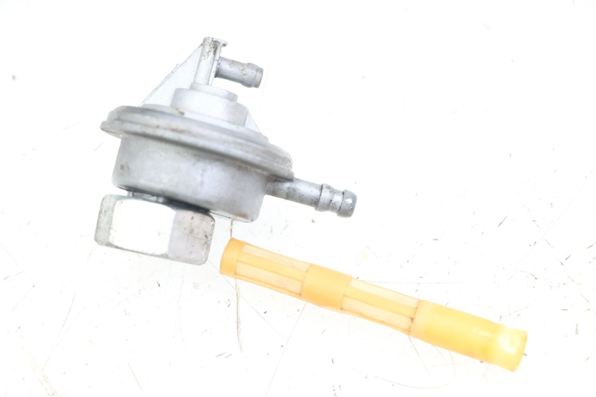 photo de TANKUNTERDRUCK KYMCO AGILITY 4T 50 (2005 - 2018) - Detailansicht des Bauteils