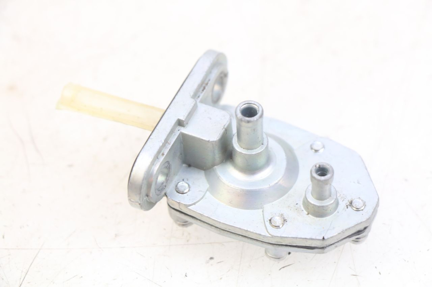 photo de TANKUNTERDRUCK MBK BOOSTER SPIRIT 50 (1999 - 2003) - Detailansicht des Bauteils