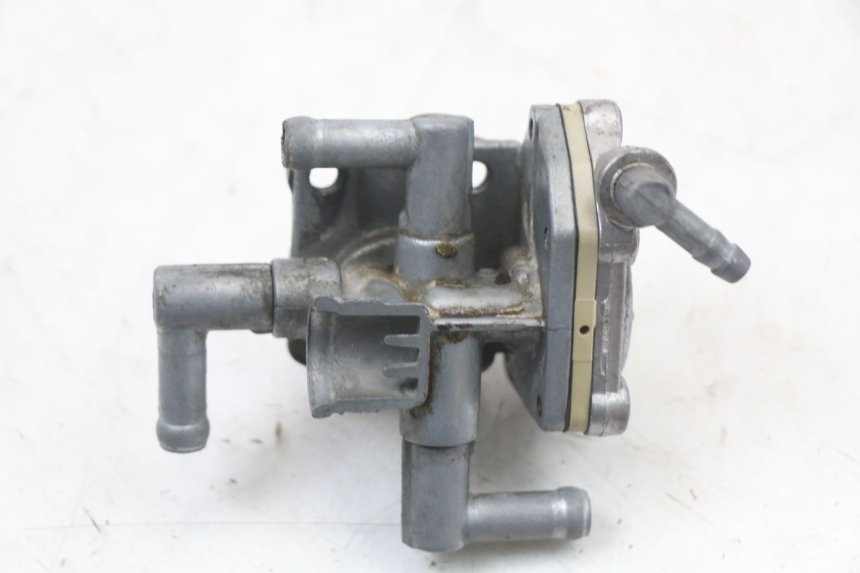 photo de TANK VENTIL SUZUKI GS F 500 (2004 - 2007) - Technische Nahaufnahme