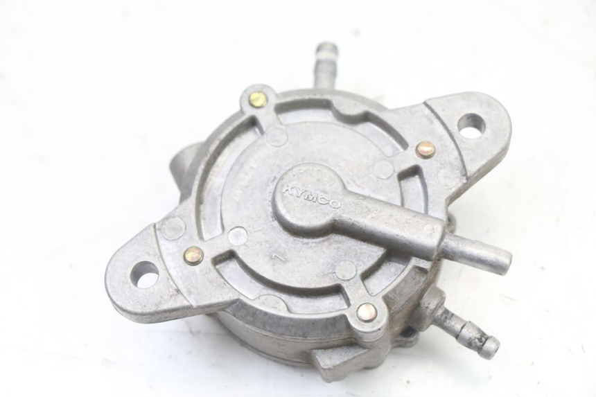 photo de TANK VENTIL KYMCO GRAND DINK 125 (2008 - 2014) - Zoom auf Gebrauchszustand