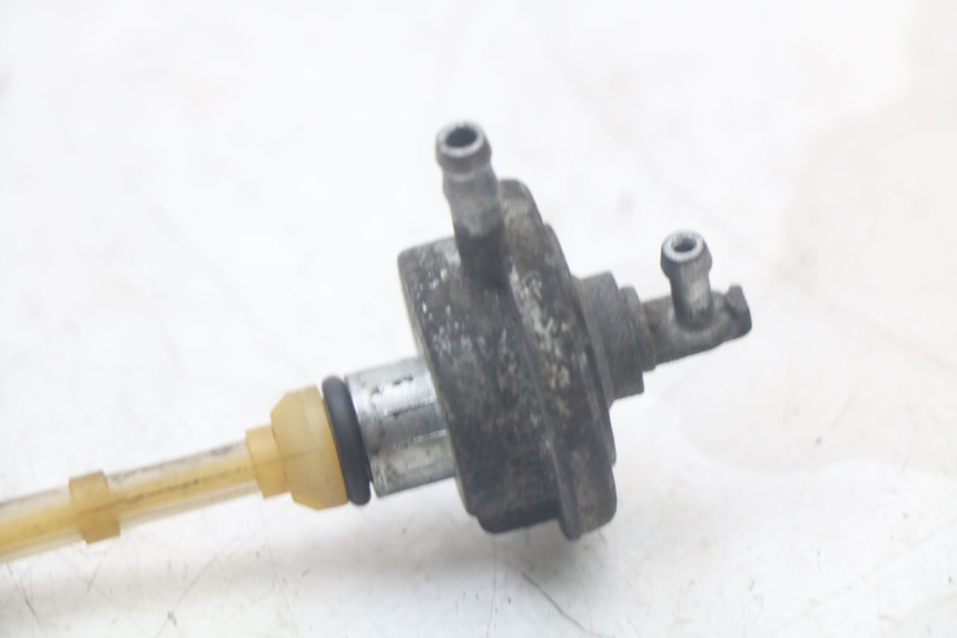 photo de TANKUNTERDRUCK PEUGEOT SPEEDFIGHT 100 (1997 - 2007) - Detailansicht des Bauteils