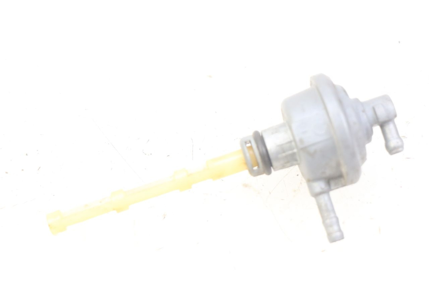 photo de TANKUNTERDRUCK MBK STUNT NAKED 50 (2004 - 2018) - Zoom auf Gebrauchszustand