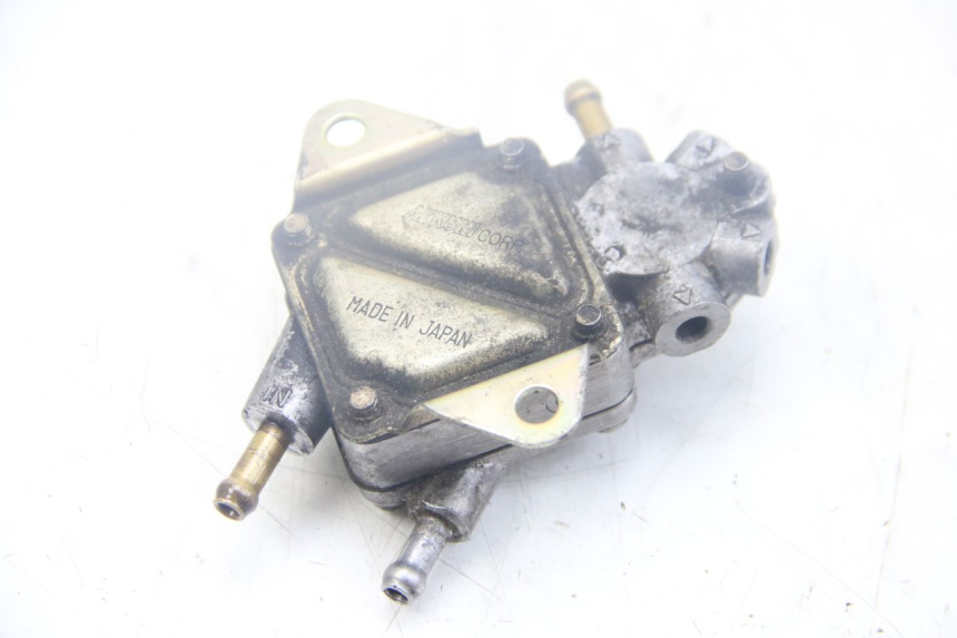 photo de TANKUNTERDRUCK PEUGEOT VIVACITY NEW 4T 50 (2008 - 2017) - Zoom auf Gebrauchszustand