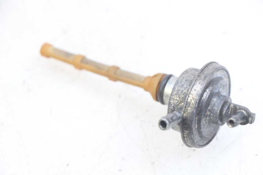 photo de TANKUNTERDRUCK PEUGEOT VIVACITY 50 (1998 - 2003) - Detailansicht des Bauteils