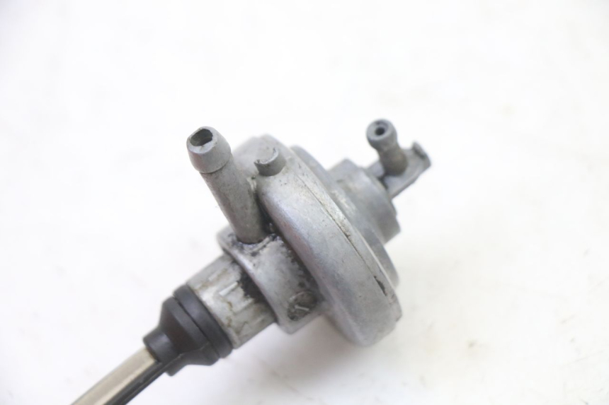 photo de TANKUNTERDRUCK PEUGEOT VIVACITY 50 (2004 - 2009) - Zoom auf Gebrauchszustand