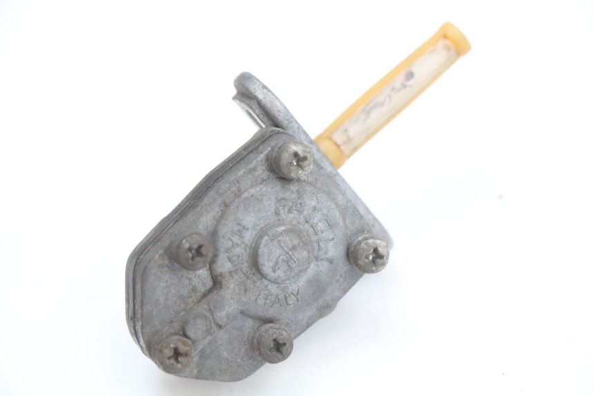 photo de TANK VENTIL YAMAHA YE ZEST 50 (1992 - 1998) - Zoom auf Gebrauchszustand