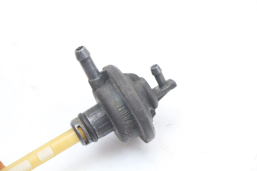 photo de TANKUNTERDRUCK YAMAHA YP MAJESTY 125 (2002 - 2006) - Detailansicht des Bauteils