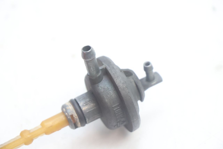 photo de TANKUNTERDRUCK YAMAHA YP MAJESTY 125 (2007 - 2010) - Detailansicht des Bauteils