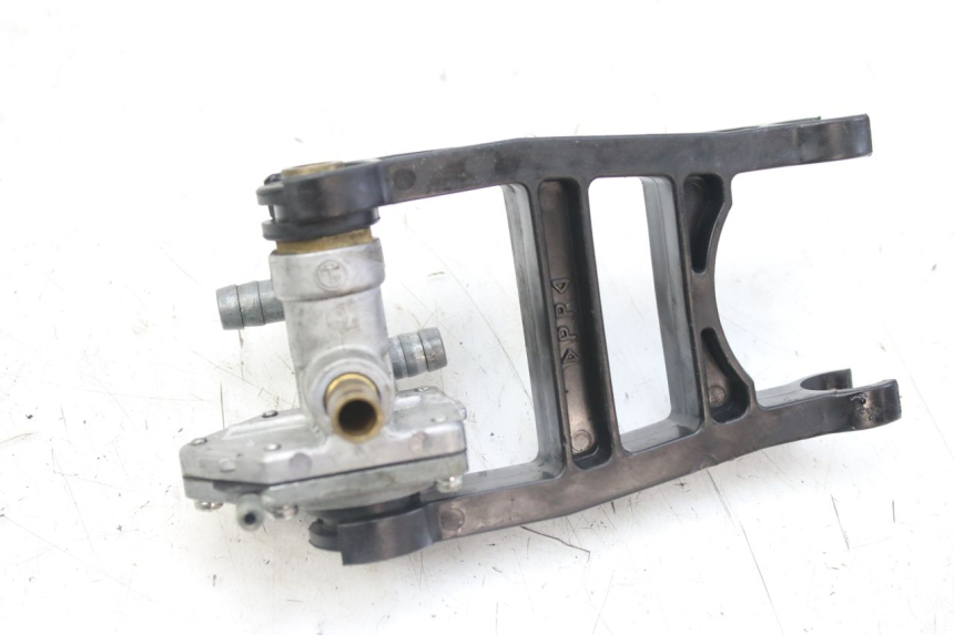 photo de TANKUNTERDRUCK KAWASAKI ZX-6R ZX6R 600 (1995 - 1997) - Zoom auf Gebrauchszustand