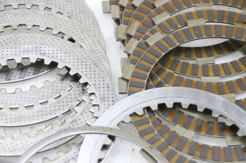 photo de KUPPLUNGSSCHEIBE YAMAHA FJR ABS 1300 (2006 - 2012) - Zoom auf Gebrauchszustand