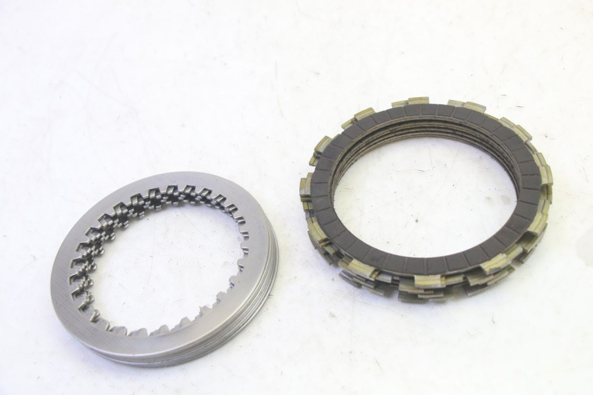 photo de KUPPLUNGSSCHEIBE YAMAHA FZ6 N FAZER 600 (2004 - 2006) - Technische Nahaufnahme
