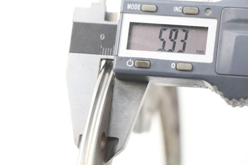 photo de BREMSSCHEIBE HINTEN MV AGUSTA BRUTALE R WALLY 910 (2008 - 2008) - Alternative Perspektive