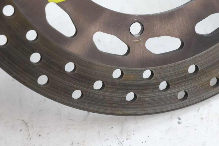 photo de BREMSSCHEIBE HINTEN YAMAHA FZ8 800 (2010 - 2016) - Details der Befestigungspunkte