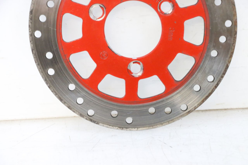 photo de BREMSSCHEIBE HINTEN JM MOTORS GTS 125 (2015 - 2019) - Details der Befestigungspunkte