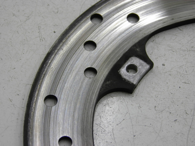 photo de BREMSSCHEIBE HINTEN PIAGGIO MP3 RL 125 (2006 - 2014) - Zoom auf Gebrauchszustand