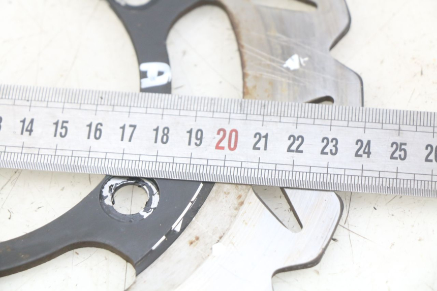 photo de HINTERE BREMSSCHEIBE YAMASAKI RAPTOR 50 (2013 - 2018) - Zoom auf Gebrauchszustand