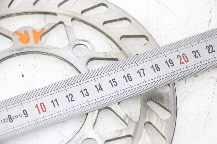 photo de BREMSSCHEIBE HINTEN APOLLO RFZ 125 - Zoom auf Gebrauchszustand