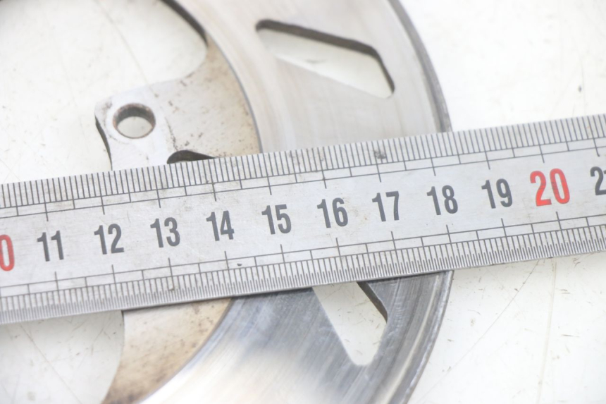 photo de HINTERE BREMSSCHEIBE GILERA RK 50 (1996 - 1999) - Detailansicht des Bauteils