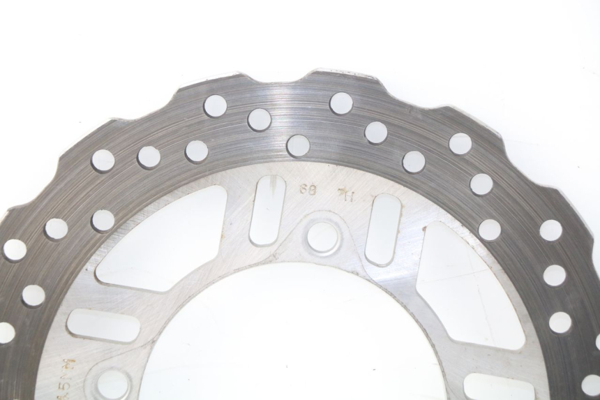 photo de BREMSSCHEIBE HINTEN KAWASAKI Z Z900 900 (2017 - 2019) - Zoom auf Gebrauchszustand