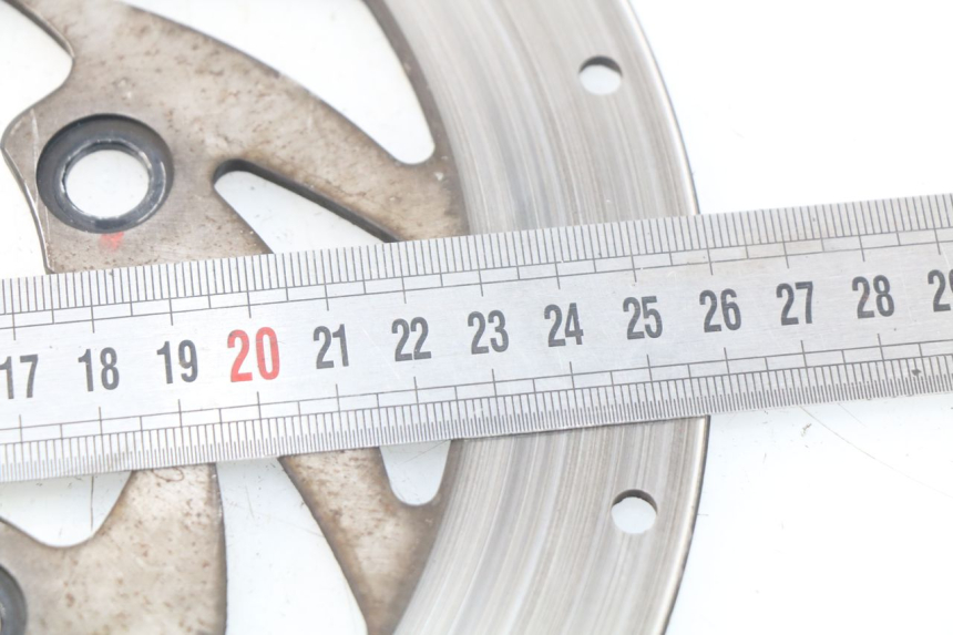 photo de BREMSSCHEIBE VORNE KYMCO AGILITY CITY 4T 50 (2008 - 2016) - Zoom auf Gebrauchszustand