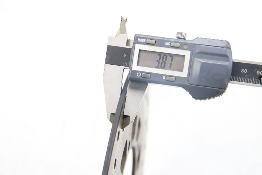 photo de VORDERE BREMSSCHEIBE YAMAHA BW'S BWS 125 (2010 - 2013) - Zoom auf Gebrauchszustand