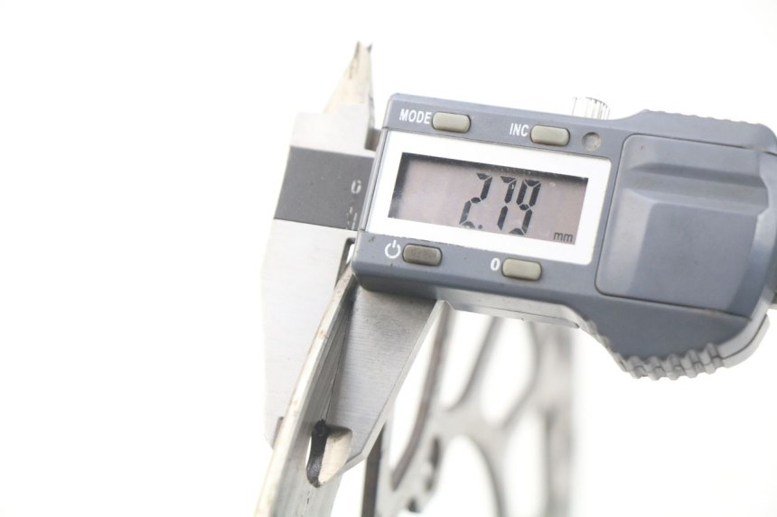 photo de BREMSSCHEIBE VORNE HONDA CRF CR-F 450 (2005 - 2008) - Detailansicht des Bauteils