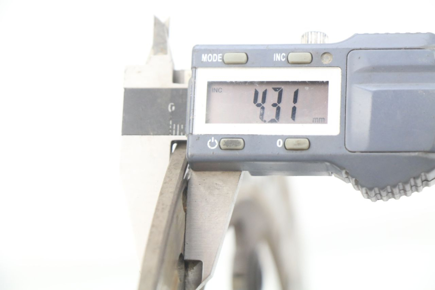 photo de VORDERE BREMSSCHEIBE YAMAHA FJR ABS 1300 (2016 - 2020) - Charakteristische Merkmale